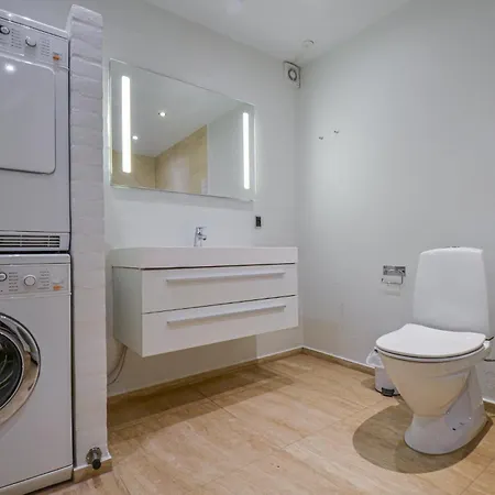 Pet Friendly In With Kitchen Holiday home *