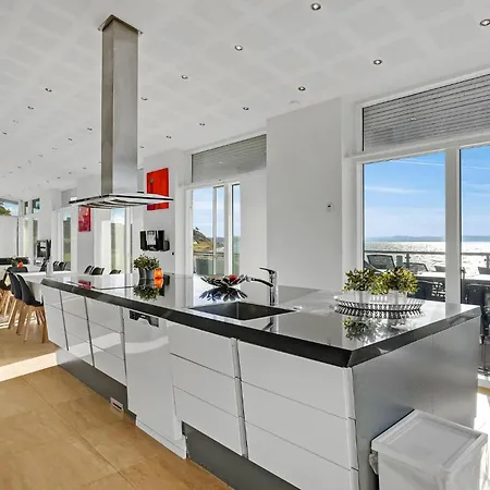 Holiday home Pet Friendly In With Kitchen *